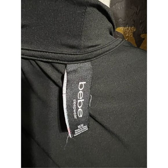 Bebe Silky Signature Short Kimono Robe Size Medium - Picture 4 of 4